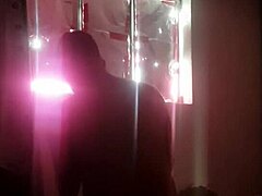 Veio visitar o priminho para uma conversa familiar