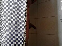 bath and masturbate, bisexual fun in the tub?