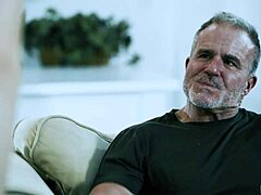 क्यों स्टेपडैड ट्विंक को लॉकडाउन डिज़ायर में रेवेज करता है?