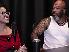 सुआ प्रीमेरा ग्रावासाओ: गे क्लब में मेनेज फन जॉर्डाना गोमेस के साथ