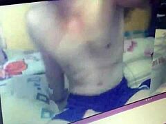 Dụ Anh Trai in Hot Web Chat Masturbation Session Now!