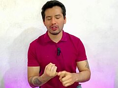 doc checks hung venezuelan patient n ends up givin oral at hospital