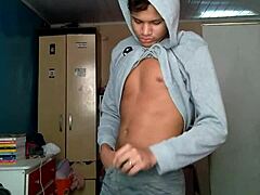 I’m, Uh, Tryin’ to Get Off Solo with Vicinnn Punheta