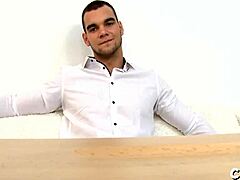 अरे देख ना ये गंदी सेंसुअल गे चुदाई बड़े लंडों और हर तरफ कमशॉट्स से!