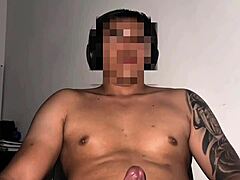 Hey, check out this young Colombian guy touching his thick dick in solo fun.